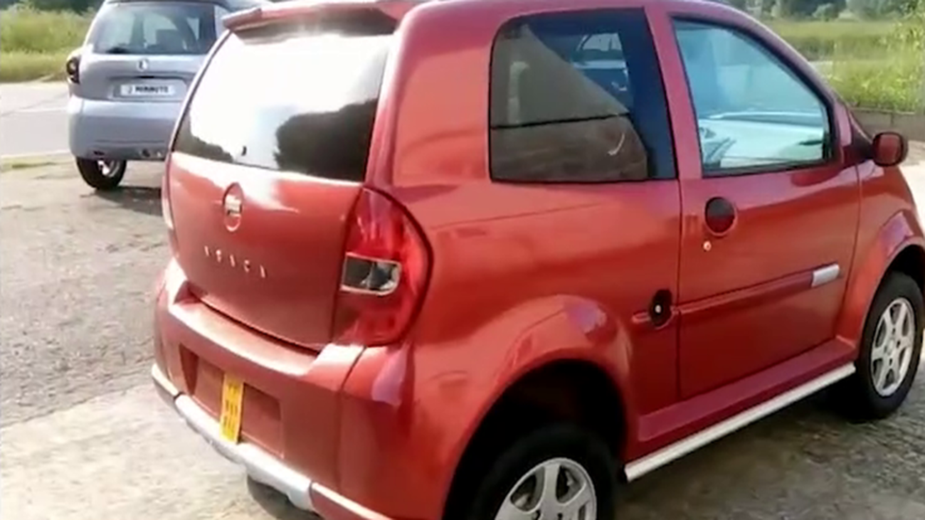 ¿Ventaja o riesgo? Los coches sin carné proliferan en Madrid