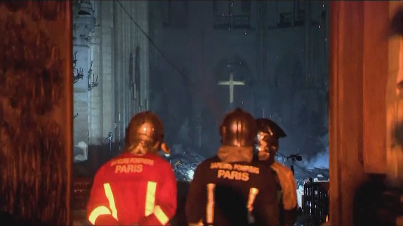 El incendio de Notre Dame destruye  parte de sus reliquias y tesoros