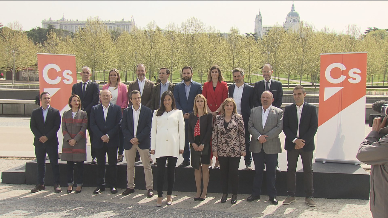 Villacís presenta su candidatura y Ayuso llevará a 4 consejeros en su lista