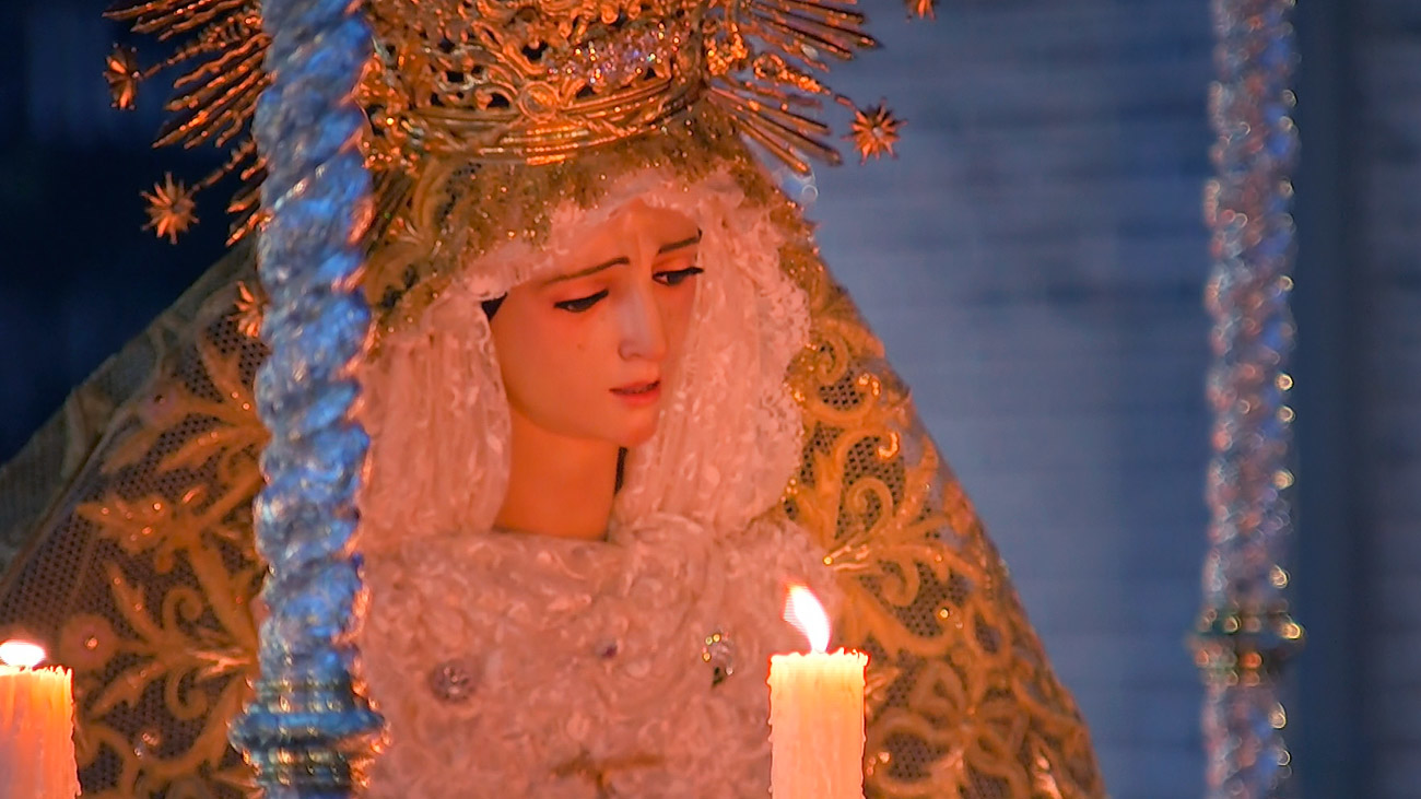 Salida de María Santísima de las Angustias en la Semana Santa de Madrid 2019