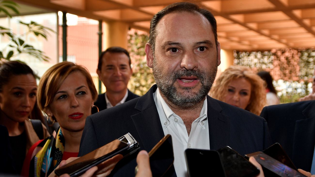 José Luis Ábalos, Ministro de Fomento