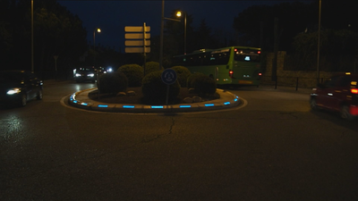 Un emprendedor de 83 años triunfa en Torrelodones con sus rotondas luminosas