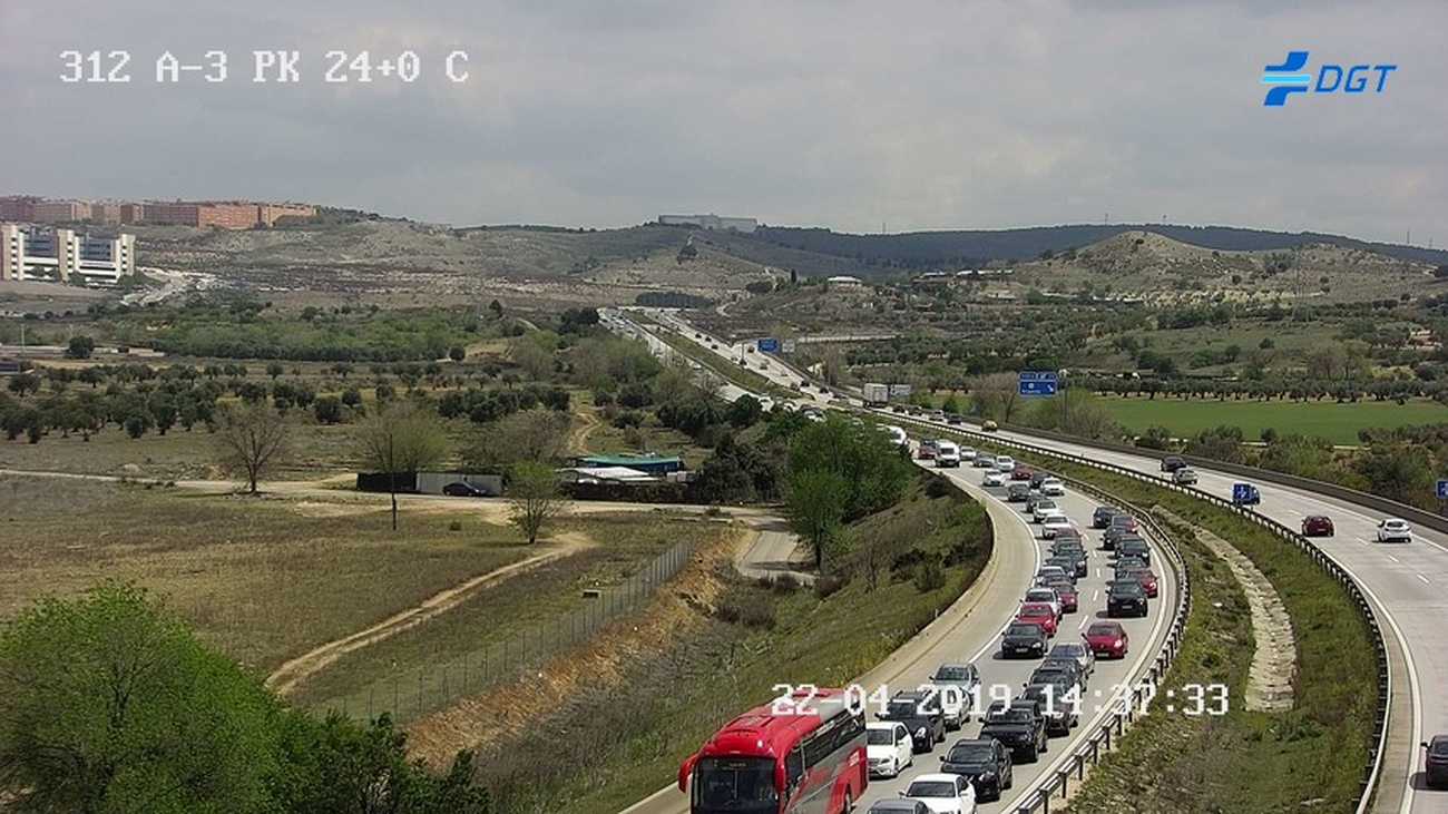 Madrid se llena de atascos por la 'operación retorno' de la Semana Santa