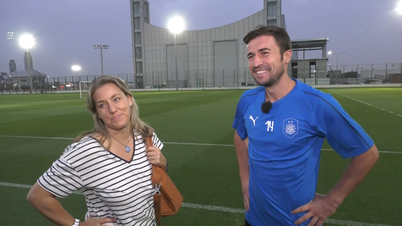 Gabi Fernández y Xavi Hernández nos enseñan el campo de entrenamiento del Al-Sadd