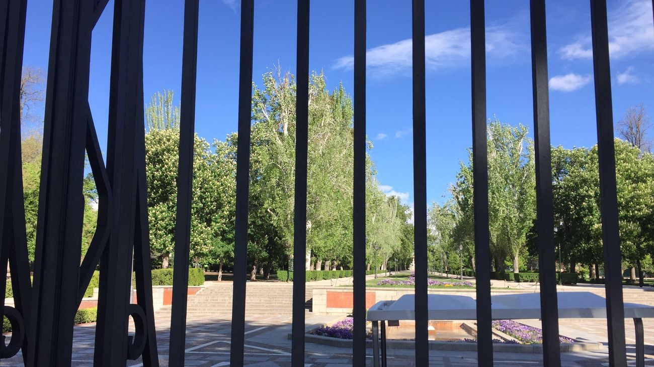 El Parque del Retiro cierra por el viento