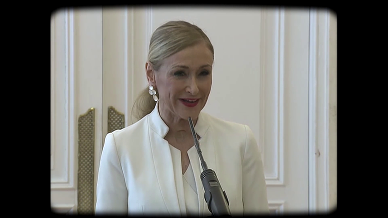 Cifuentes dimite por un presunto caso de falsedad documental