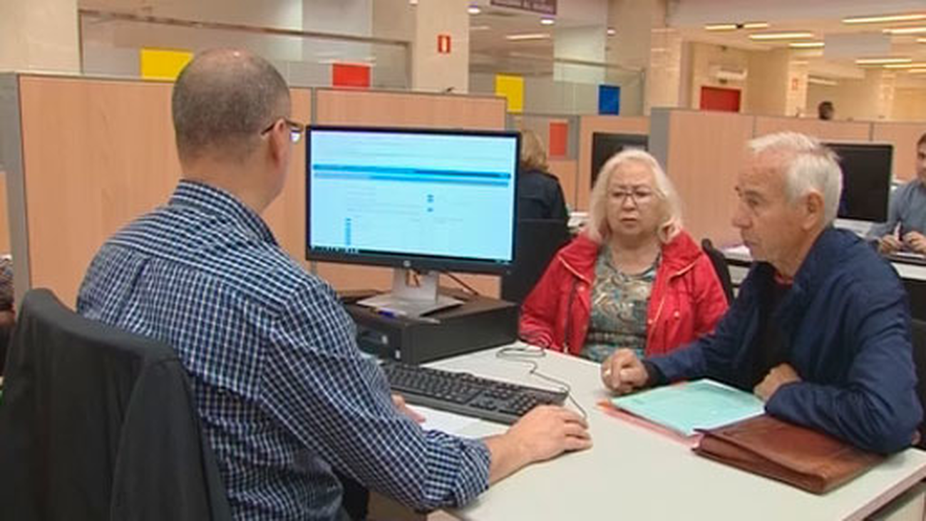 Los mayores, los más perjudicados por el fin de la declaración de la renta en papel