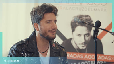 Entrevistamos al cantante Manuel Carrasco.