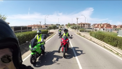 Los motoristas exigen una solución contra 'la carretera de la muerte'