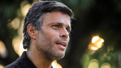 Leopoldo López,  rumbo a España tras abandonar la embajada española en Venezuela