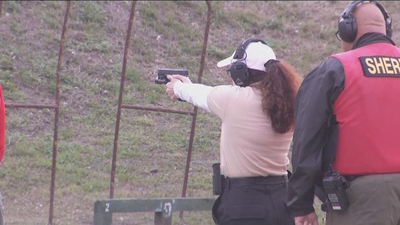 Una ley permite a los profesores de Florida ir armados al colegio