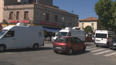 Los vecinos denuncian que es imposible aparcar en San Fermín durante el Open