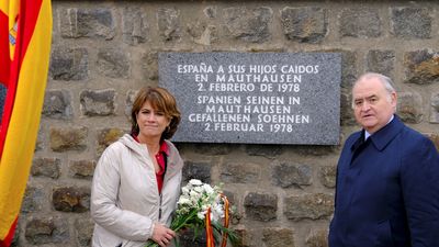 Delgado abandona el homenaje en Mauthausen al recordar la Generalitat a los "presos políticos"