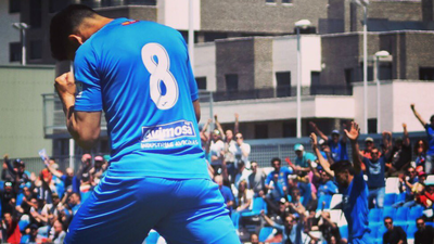 Gol de Cristóbal, del Fuenlabrada, al Adarve (2-0)