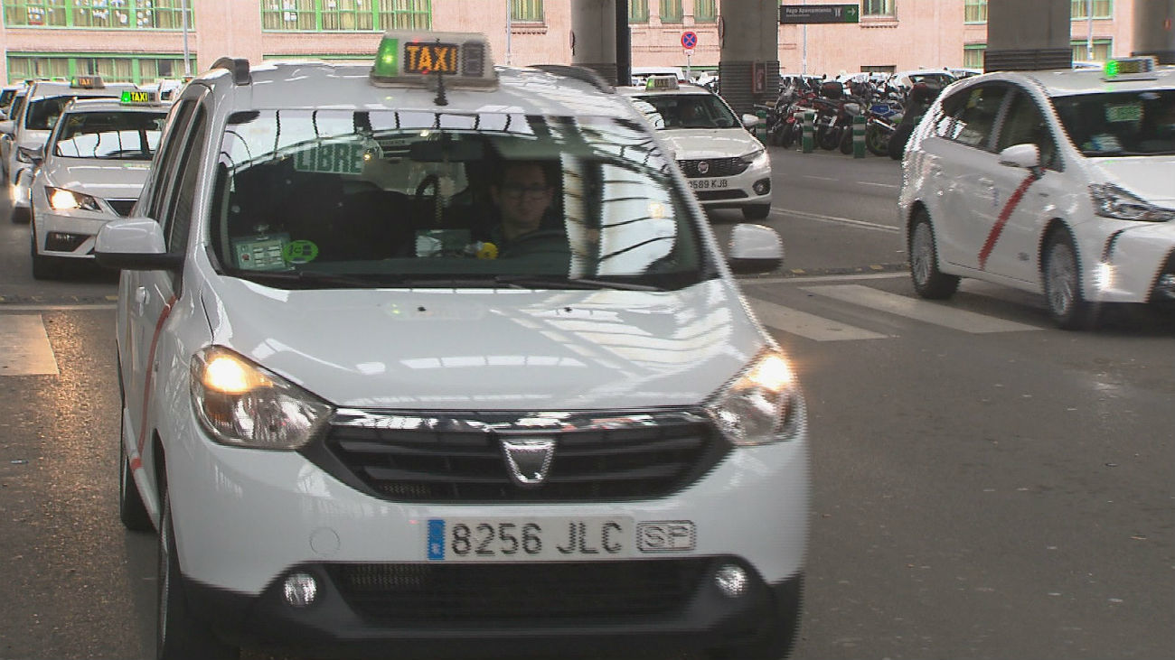 Los taxistas se unen al colectivo LGTB y llevarán mensajes contra el odio