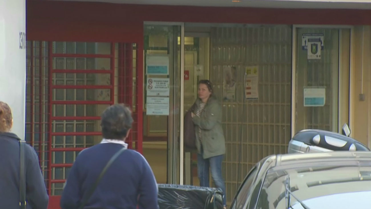 Recogen 40.000 firmas contra el recorte de horario en 14 centros de salud