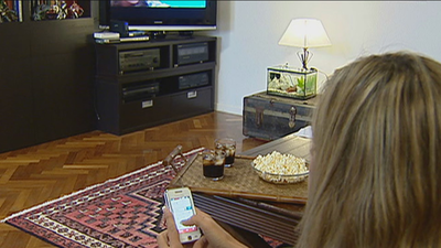 Un estudio asegura que el uso del móvil hace que se resienta nuestra vida sexual