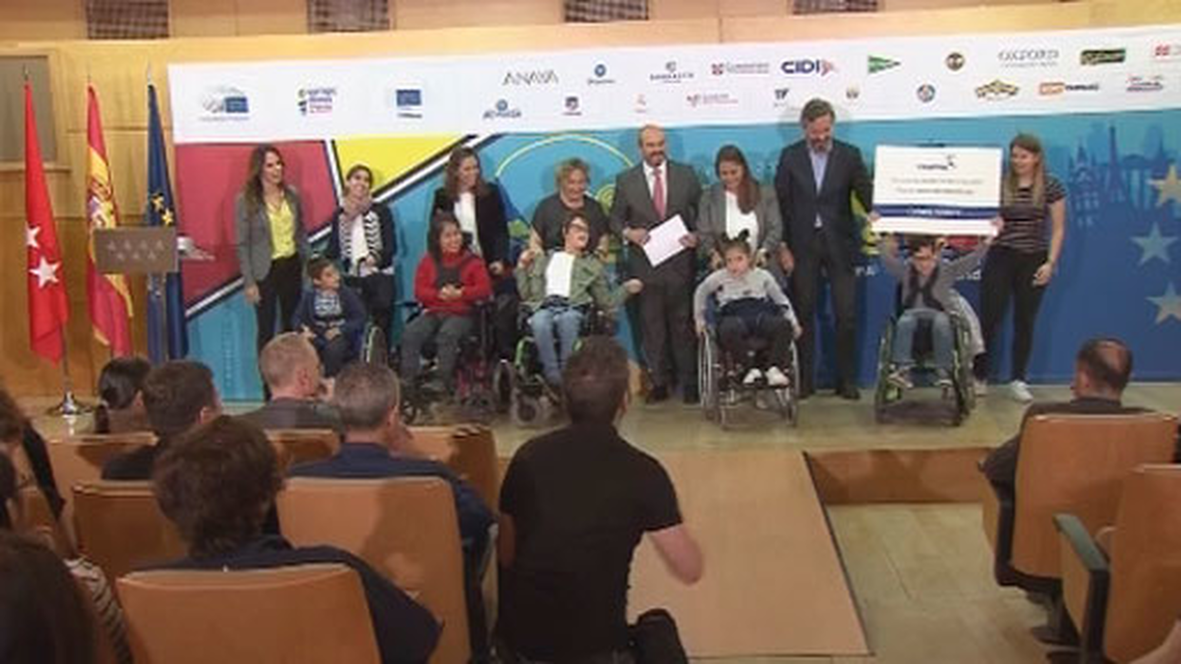 Los alumnos ganadores del Concurso de Carteles sobre la UE ensalzan la diversidad