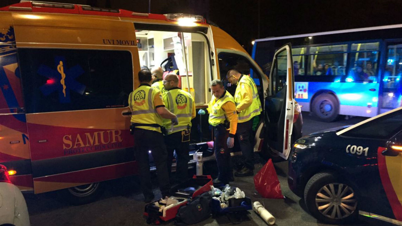 Un motorista herido muy grave en un accidente en Glorieta Marqués de Vadillo