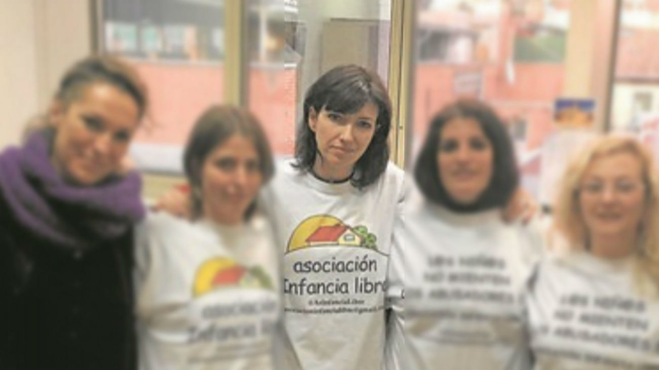 En libertad con cargos la madre que secuestró a su propia hija en La Cabrera