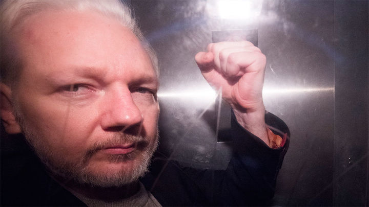 La Fiscalía sueca reabre la investigación contra Assange por supuesta violación