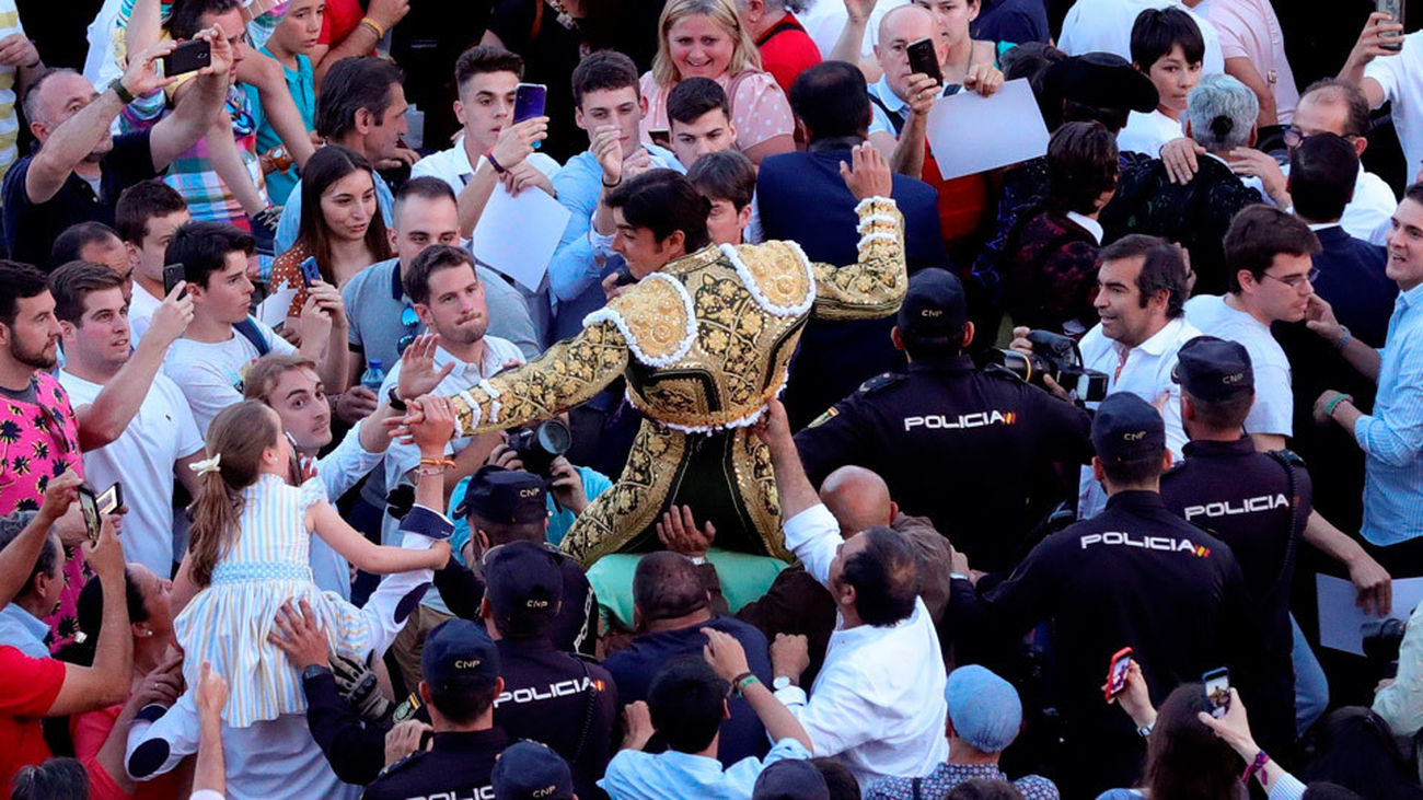Miguel Ángel Perera conquista su sexta Puerta Grande en Las Ventas el día de San Isidro