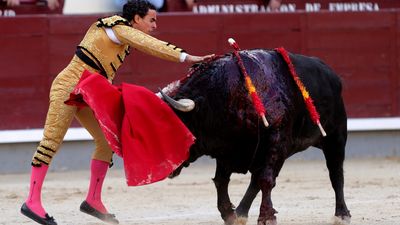 Los toros de Valdefresno deslucen la tercera corrida de San Isidro