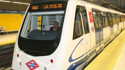 Parla plantea al consejero de Transporte dos alternativas para traer el metro a la ciudad