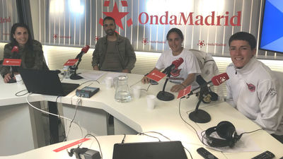 El CD Tacón celebra su ascenso en' El Partido de las Nueve'