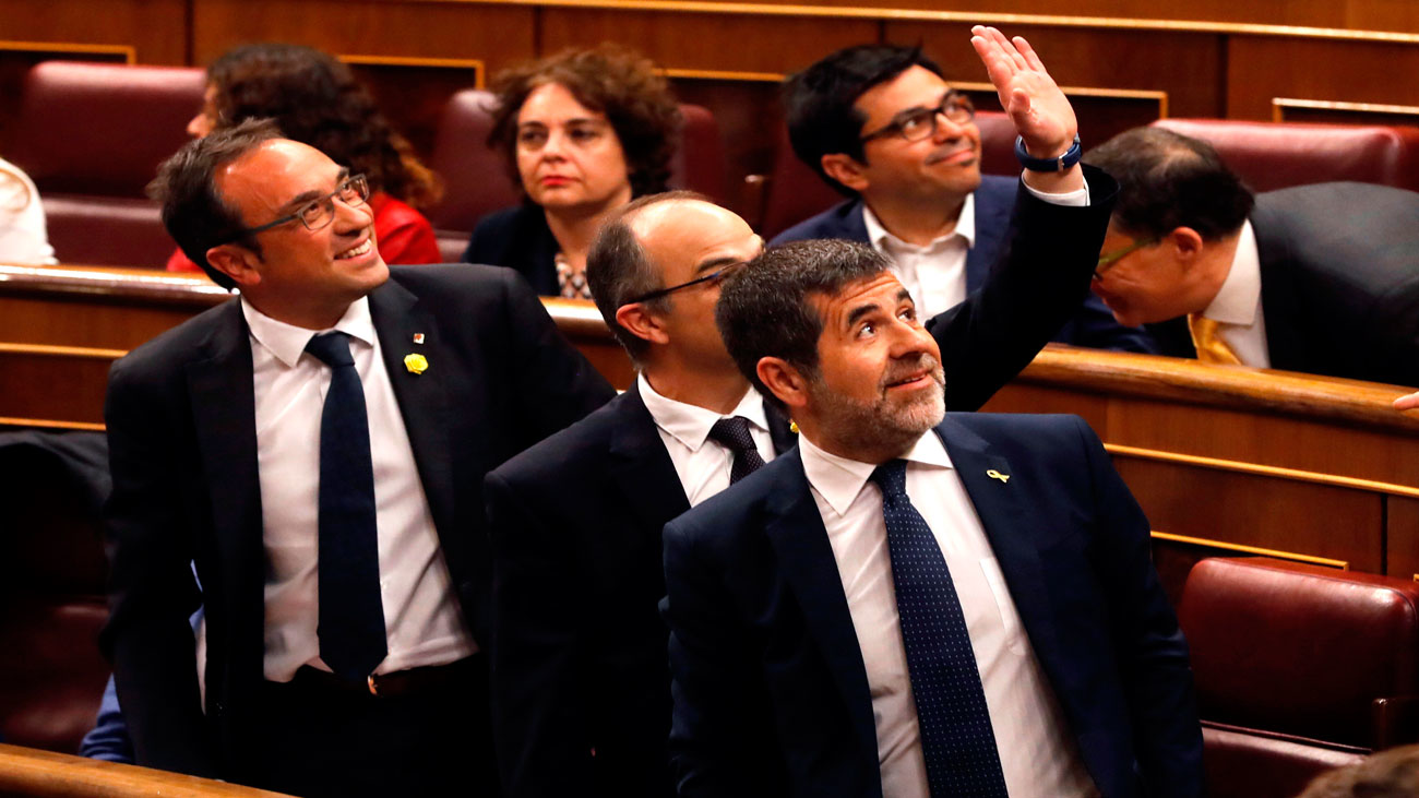 La nueva Mesa del Congreso decidirá si suspende a los diputados que permanecen en prisión