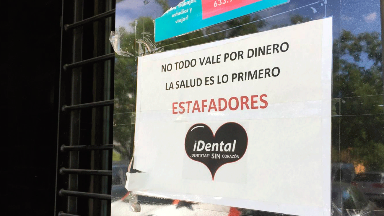 Los afectados de iDental no se rinden