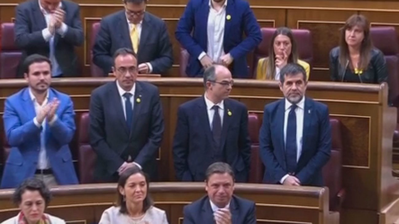 La Fiscalía pide la suspensión "inmediata" de los parlamentarios presos