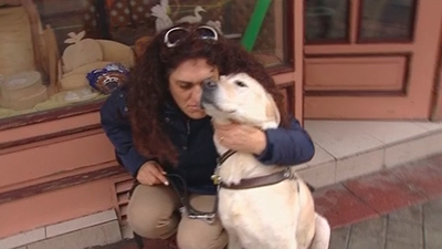 Una tendera china admite que agredió con un bate de béisbol a una invidente y acepta 11 meses de cárcel