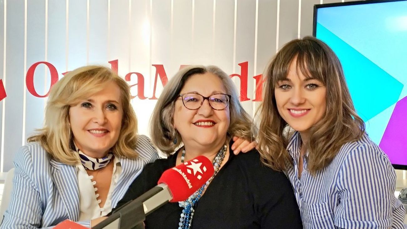 Inma Chacón, hermana de Dulce,  y Laura Toledo presentan la obra de teatro "La voz dormida"
