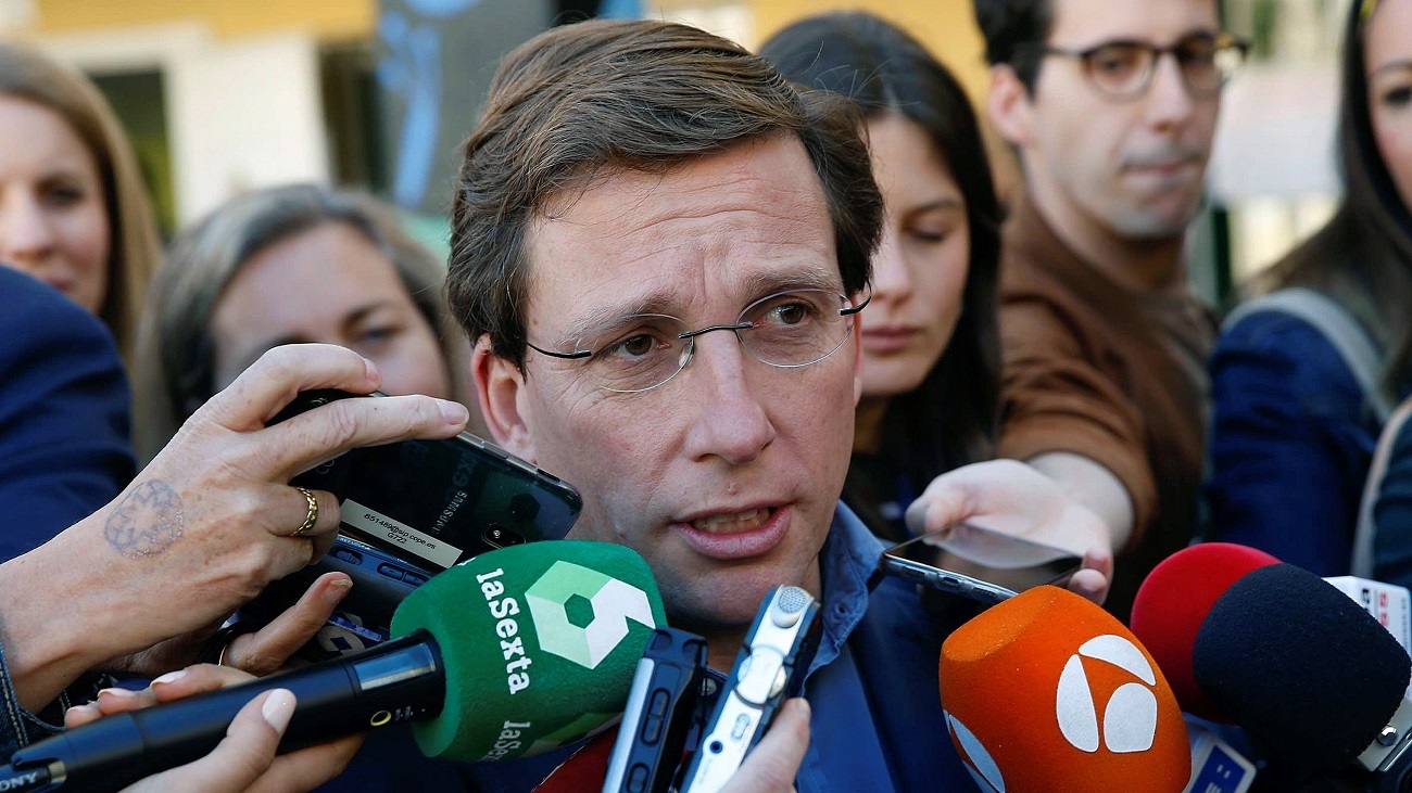 Martínez-Almeida declara ante la prensa tras votar