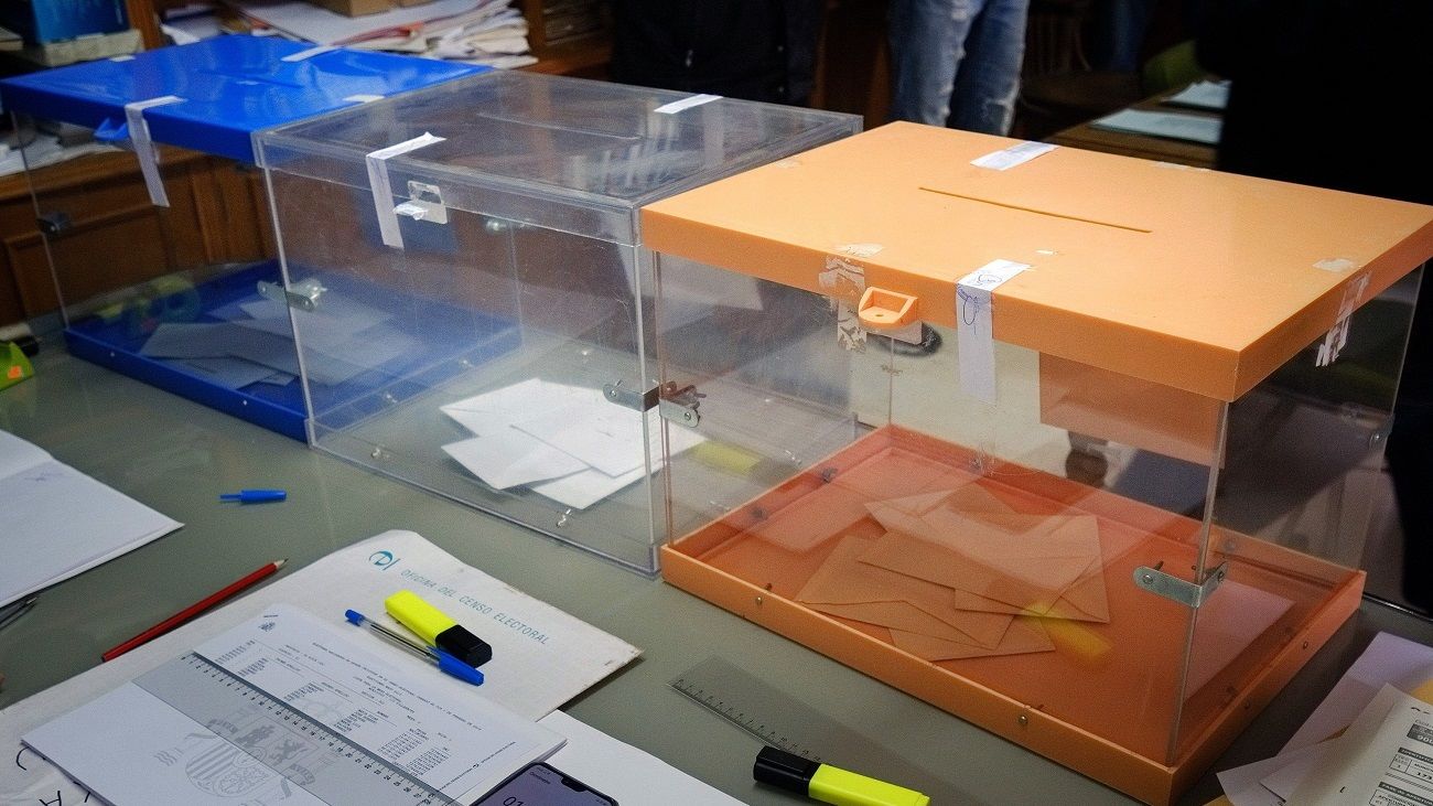 Las tres urnas disponibles en las elecciones del 26M