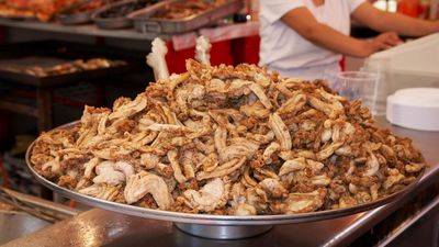 Amantes de la casquería: los mejores sitios de Madrid para comer gallinejas y entresijos