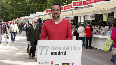 Pablo Bonet: "Un librero es mejor que un algoritmo para recomendarte un libro"
