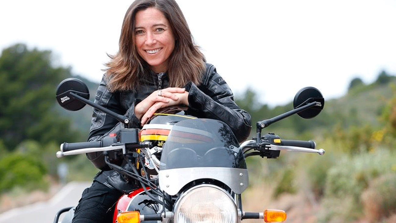 Alicia Sornosa, la primera mujer en dar la vuelta al mundo en moto