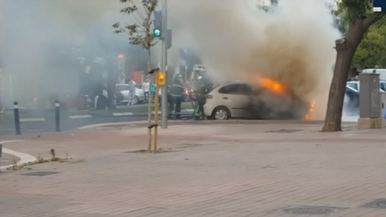 Hartos de la quema de contenedores en La Elipa