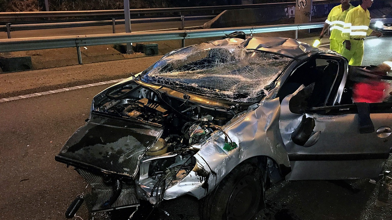 Mueren tres jóvenes de entre 17 y 18 años en un accidente en la AP-9 en Vigo