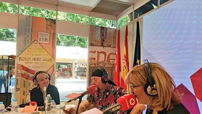 El poeta y escritor Carlos Salem  nos presenta su libro 'Donde el tiempo ya no duele'