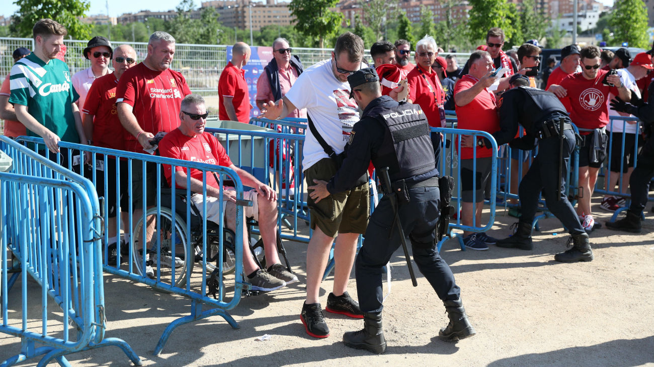 Siete hinchas y tres vendedores de entradas falsas detenidos antes de la final