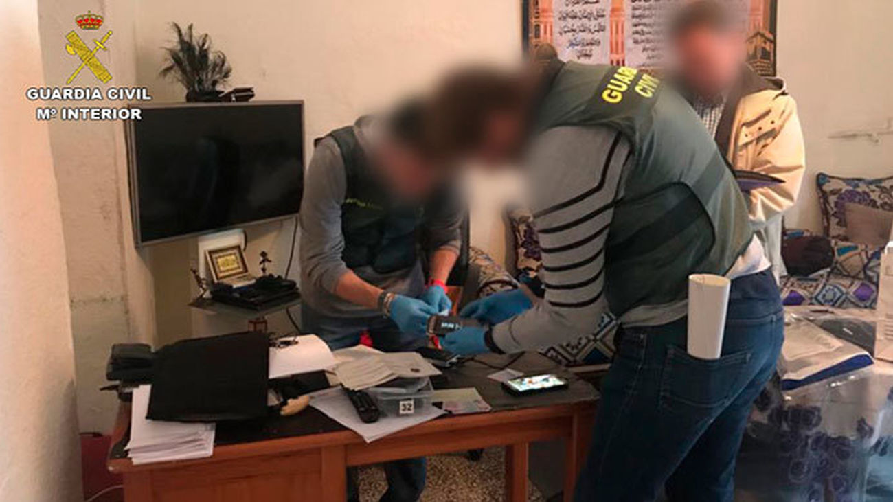 La Guardia Civil desmantela cuatro organizaciones dedicadas al tráfico de menores migrantes