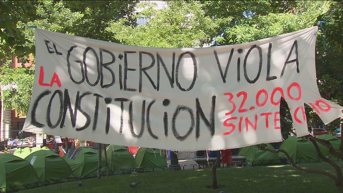 Pancarta de los acampados en Madrid