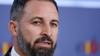 Abascal avisa: "Entre la espada y la pared, cojo a espada"