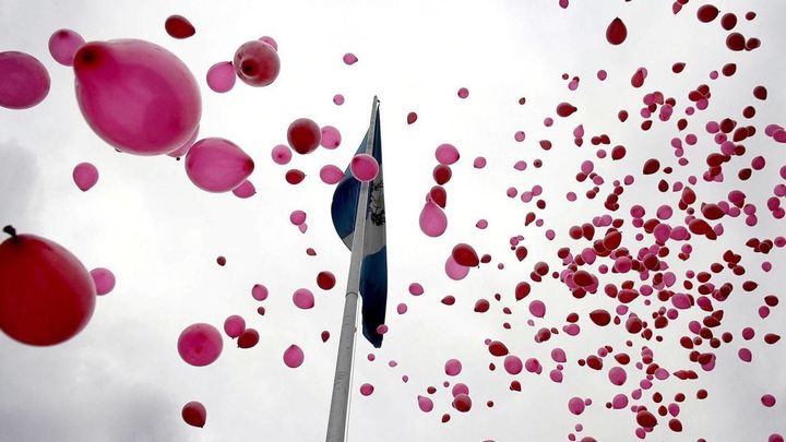 El VIH no se contagia, se transmite