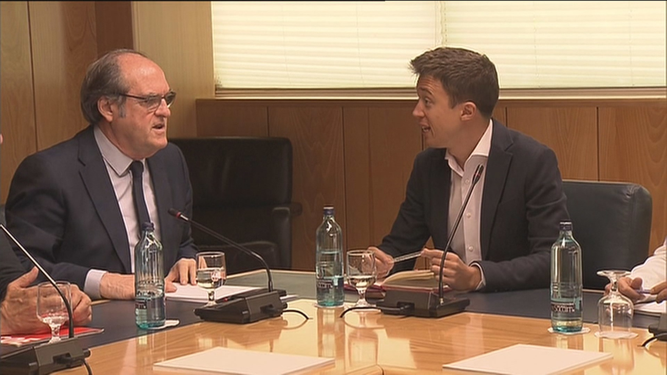 Gabilondo y Errejon constituyen 2 mesas de trabajo e invitan a Podemos y Cs a que se sumen