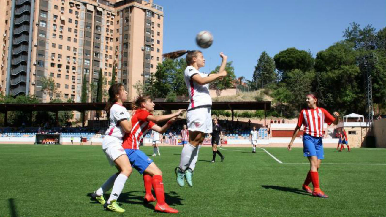 Gol de Ari, del CD Tacón, al Atlético Femenino (0-1)