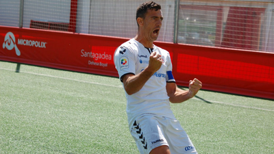 Gol de Roberto, del Alcobendas Sport, al Zamora (1-0)